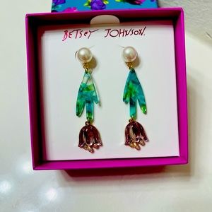 NWT Betsey Johnson earrings.